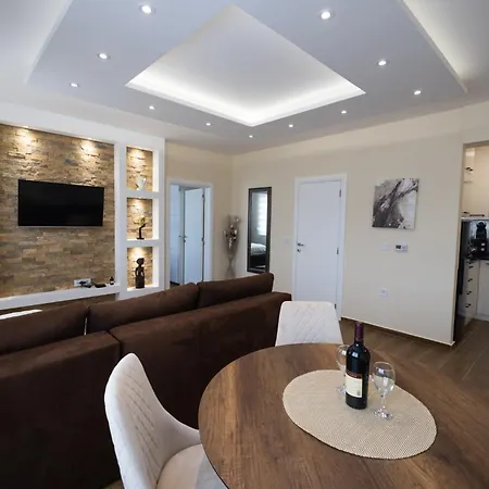 Javorov List Lux Apartmán Šabac